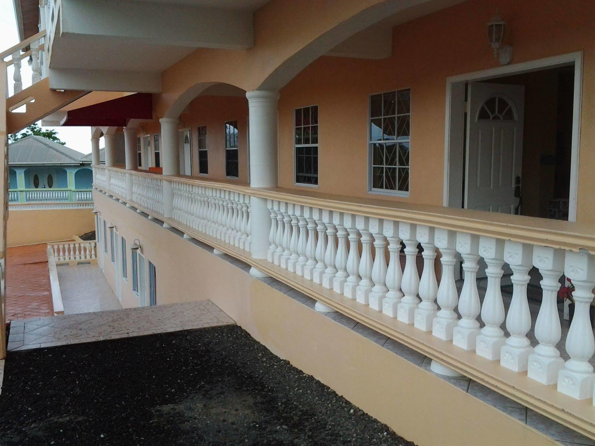 Aupic Paradise Vieux Fort Exterior foto